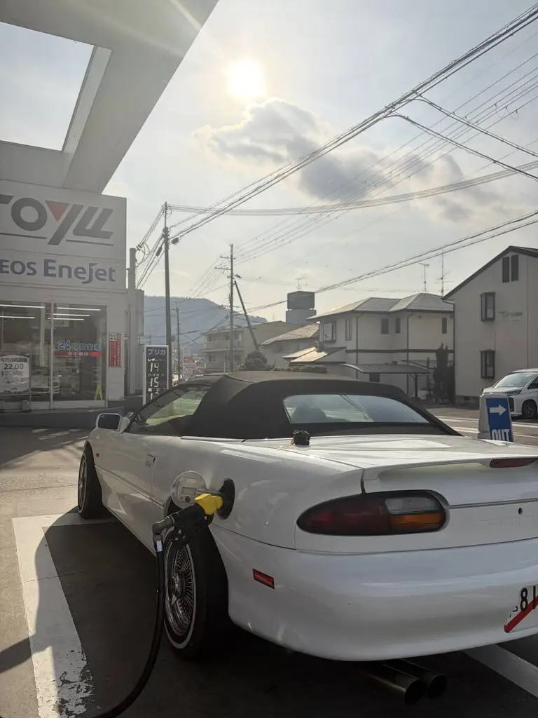 カマロ