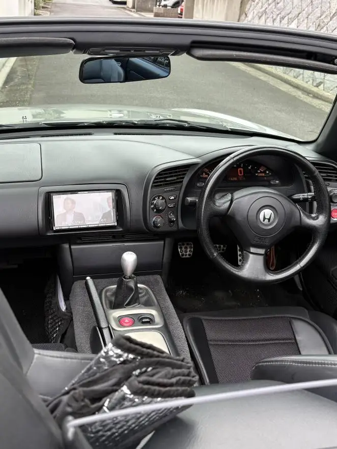 s2000
