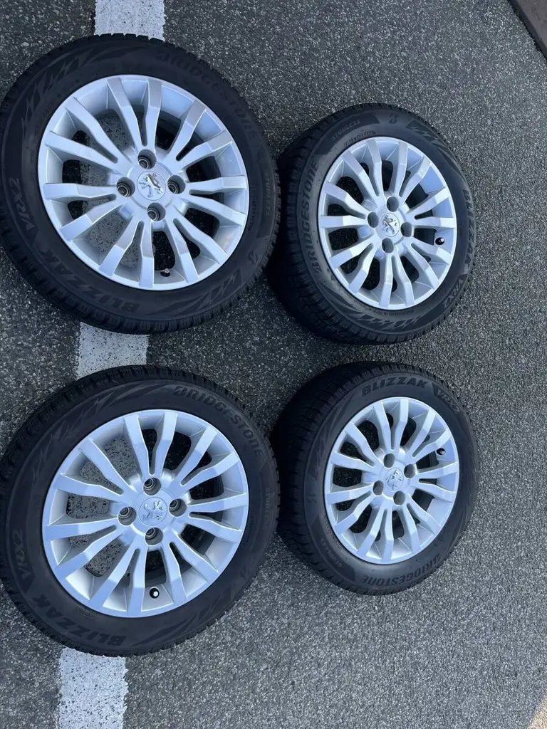 208