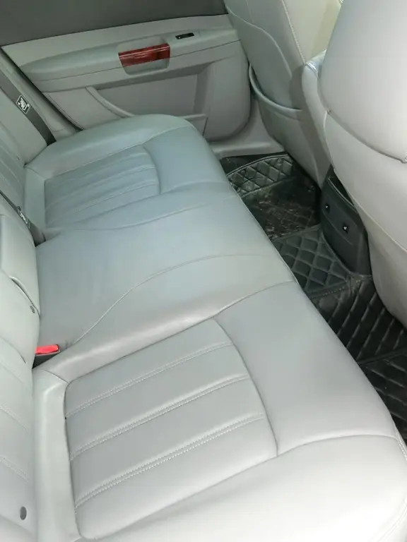 300C