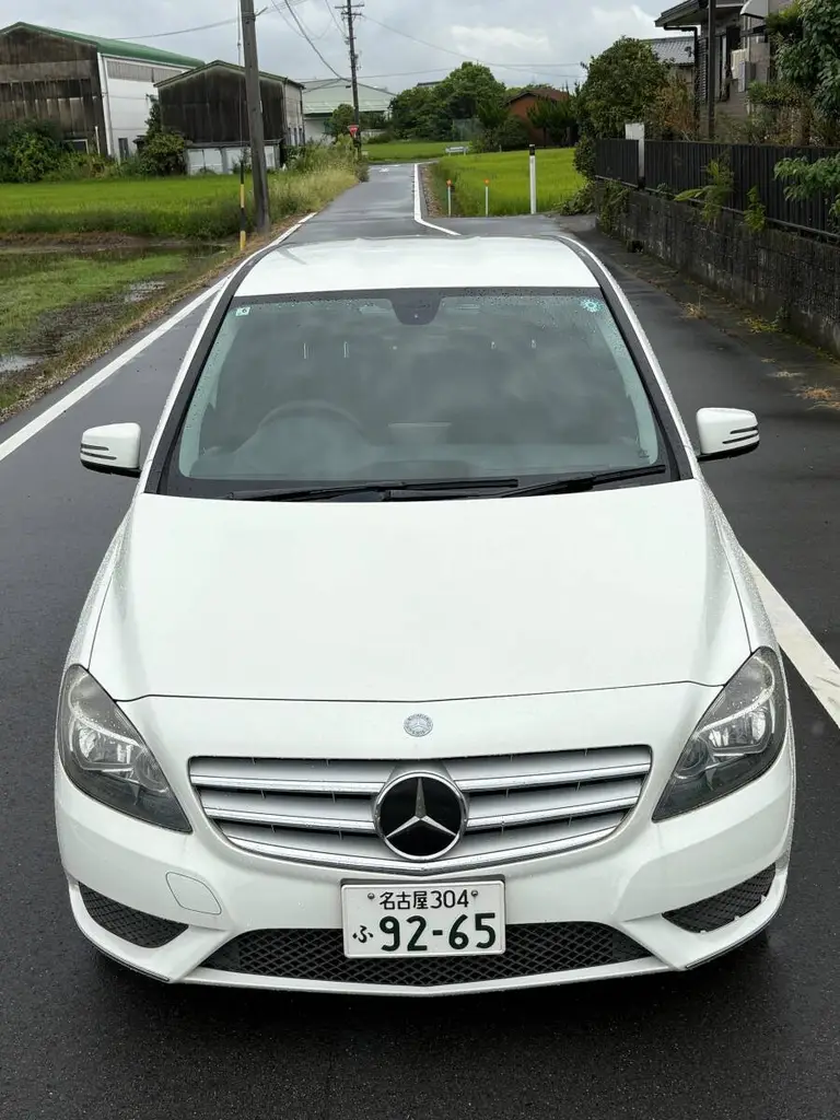 Bクラス