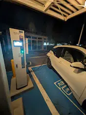i3