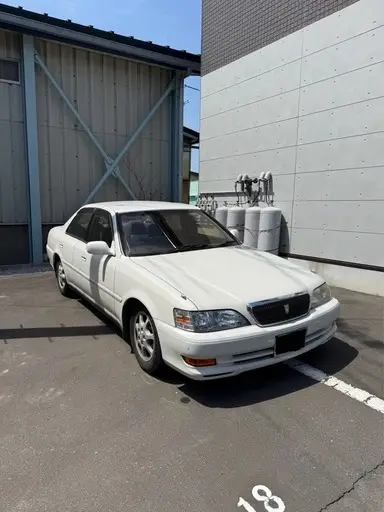 クレスタ