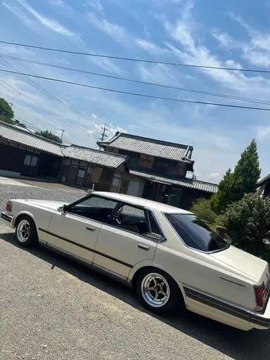 グロリア