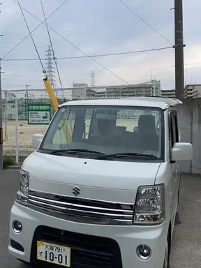 エブリイ
