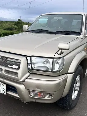 ハイラックス