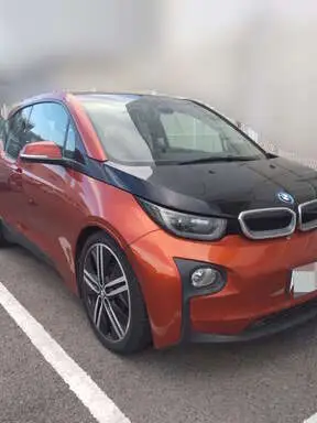 i3