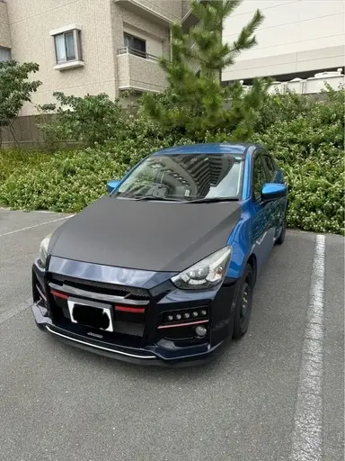 デミオ