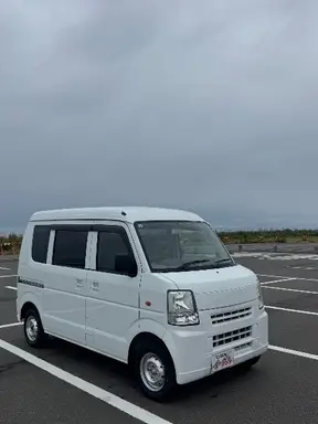エブリイ