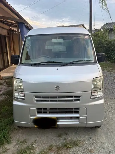エブリイ