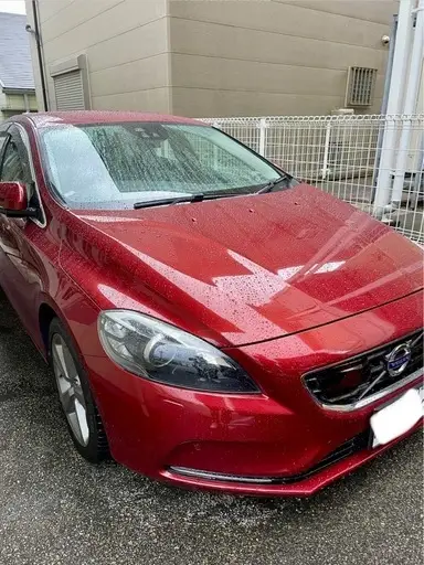 V40