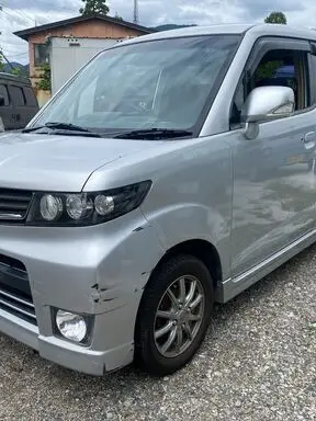 ゼスト