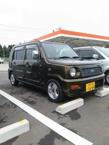 ネイキッド
