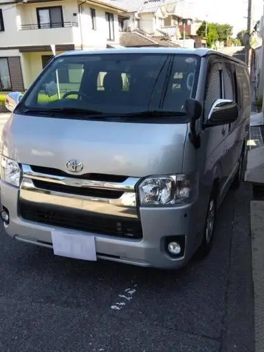 ハイエースバン