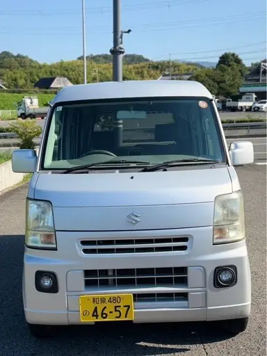 エブリイ