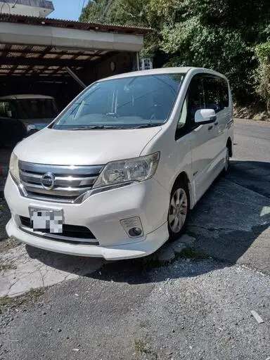 セレナ