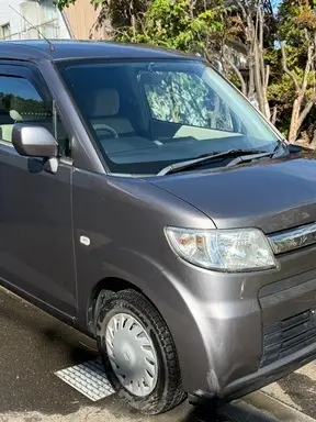 ゼスト