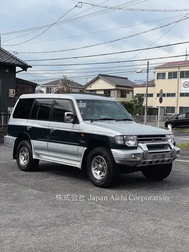 パジェロ