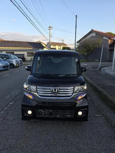 N-BOX