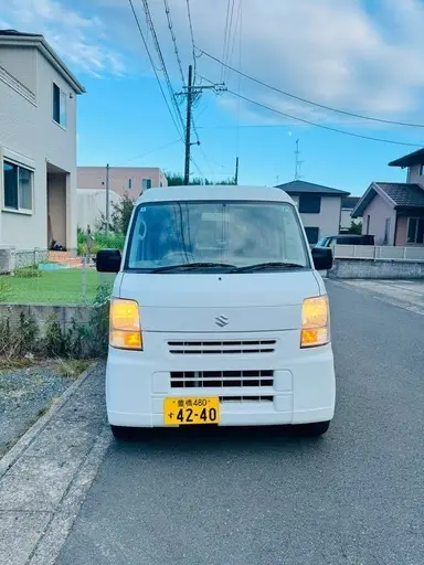 エブリイ