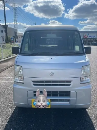 エブリイ