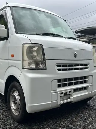 エブリイ