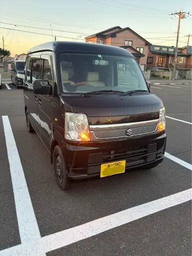 エブリイ