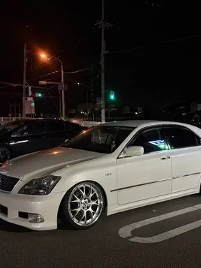 クラウン
