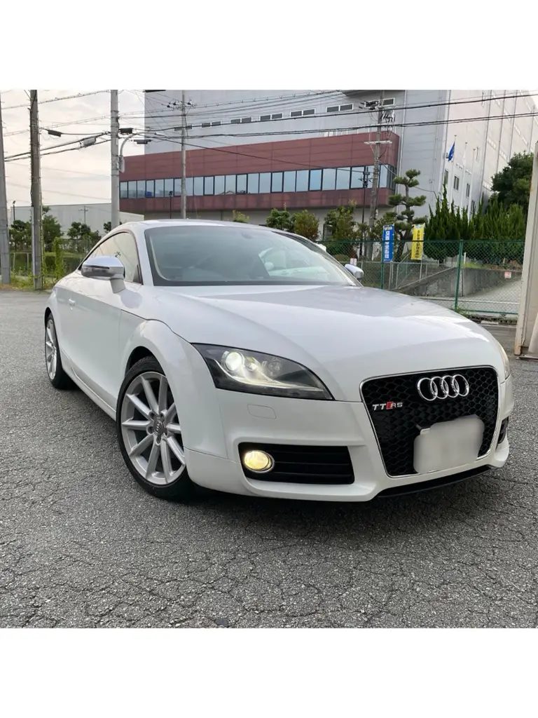 TT