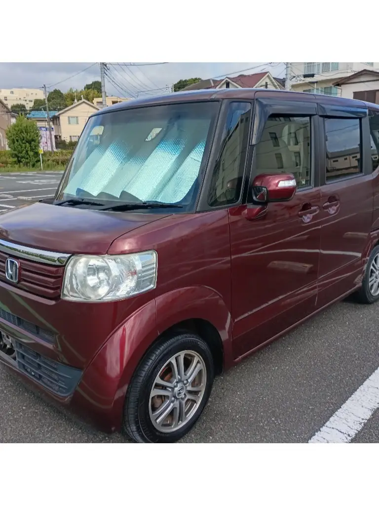 N-BOX