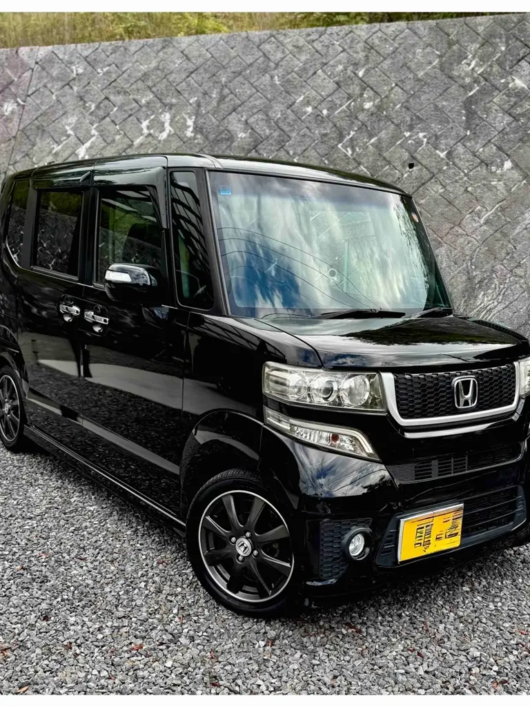 N-BOX