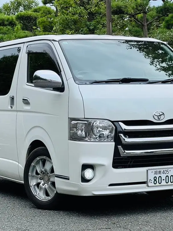 ハイエースバン