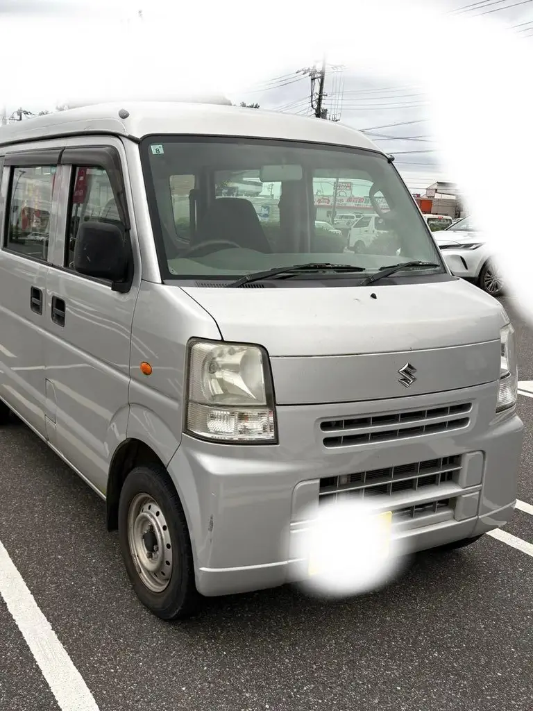 エヴリィ