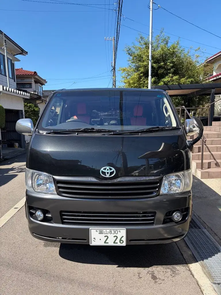 ハイエースバン