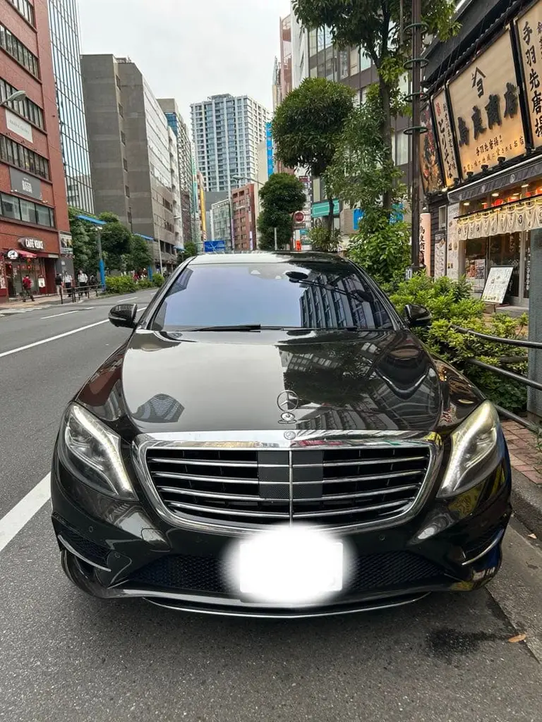 キャスト