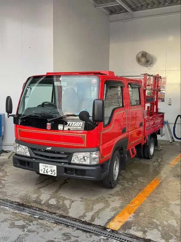 タイタン