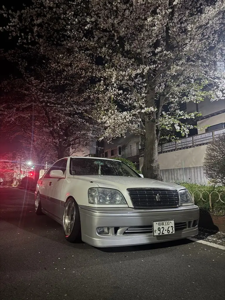 クラウン