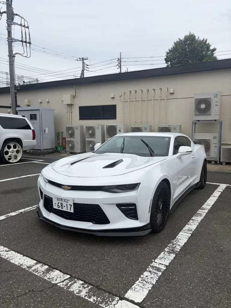 カマロ