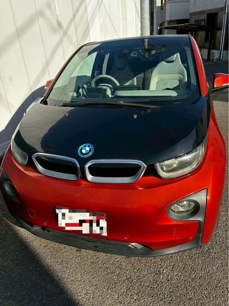 i3