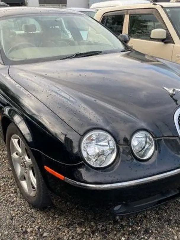 930