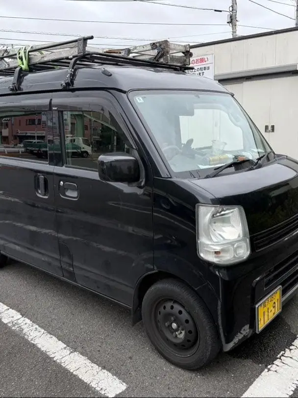 エブリイ