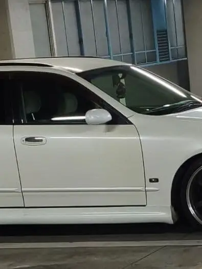 ステージア