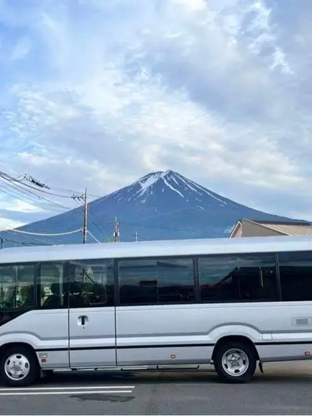 ハイエースバン